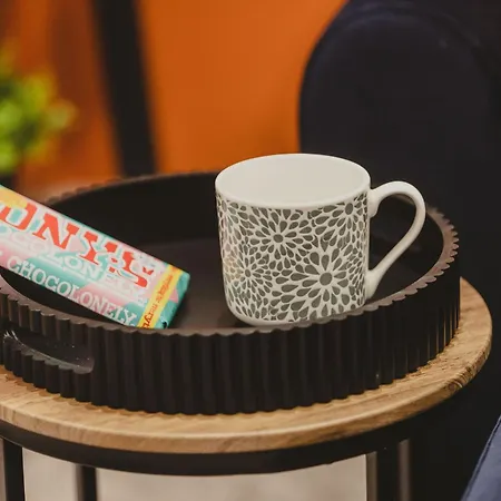 4 Bdr House, Free Parking - Sleeps 8 - Contractor, Professionals, Family Friendly Dom wakacyjny