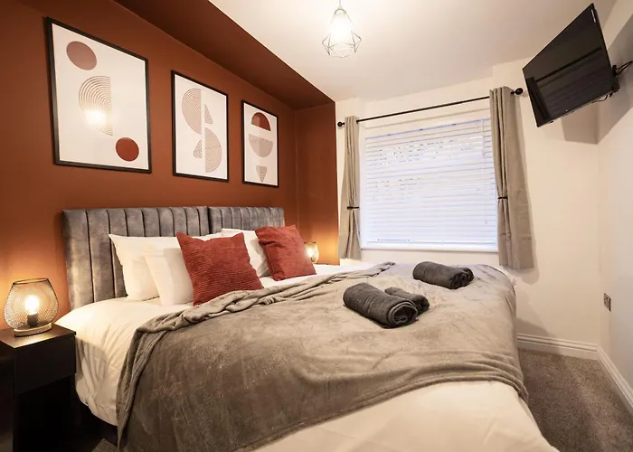 Casa vacanze 4 Bdr House, Free Parking - Sleeps 8 - Contractor, Professionals, Family Friendly *